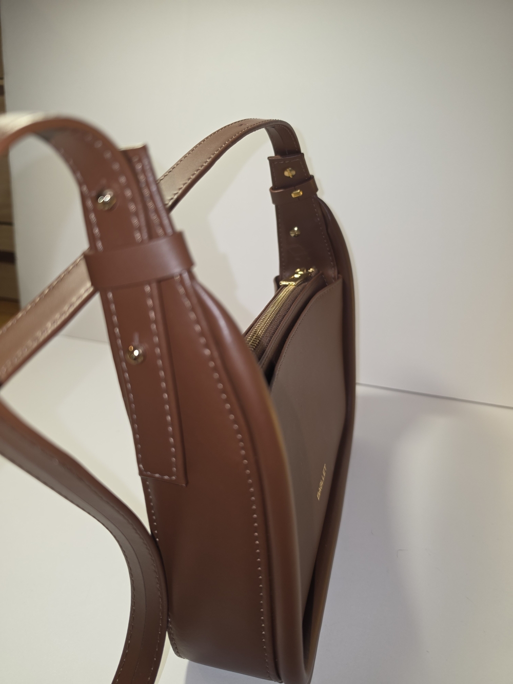 BAGLLET BG136 Chestnut Italian Leather Baguette Crossbody Bag - Picture 11 of 13
